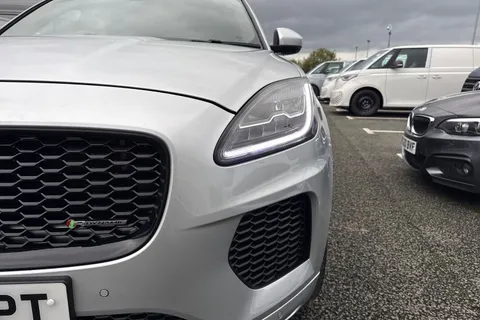 31 of 60 for Jaguar E-Pace 2.0 D180 R-Dynamic HSE Auto AWD Euro 6 (s/s) 5dr