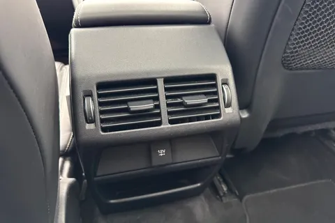 36 of 60 for Jaguar E-Pace 2.0 D180 R-Dynamic HSE Auto AWD Euro 6 (s/s) 5dr