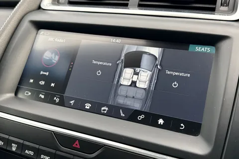 52 of 60 for Jaguar E-Pace 2.0 D180 R-Dynamic HSE Auto AWD Euro 6 (s/s) 5dr