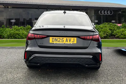 DN25AVJ Audi A3 Black Edition 35 TFSI  150 PS S tronic Thumbnail #5