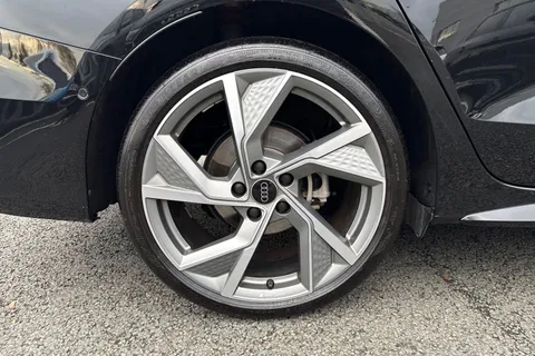 DN25AVJ Audi A3 Black Edition 35 TFSI  150 PS S tronic Thumbnail #12