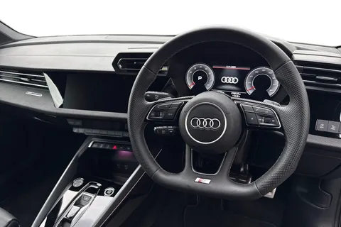 DN25AVJ Audi A3 Black Edition 35 TFSI  150 PS S tronic Thumbnail #19