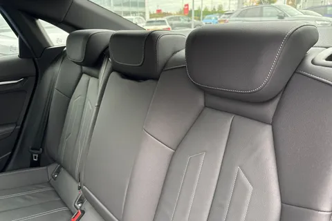 DN25AVJ Audi A3 Black Edition 35 TFSI  150 PS S tronic Thumbnail #20