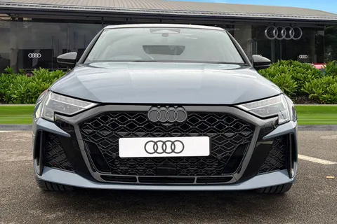  Audi RS 3 2.5 TFSI Carbon Vorsprung Sportback S Tronic quattro Euro 6 (s/s) 5dr Thumbnail #5