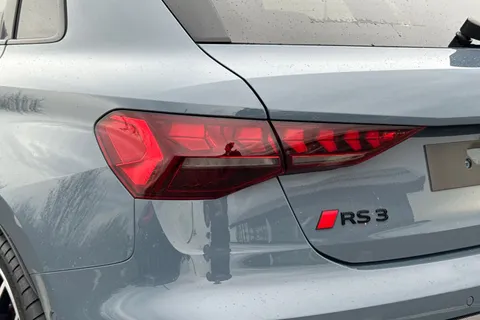  Audi RS 3 2.5 TFSI Carbon Vorsprung Sportback S Tronic quattro Euro 6 (s/s) 5dr Thumbnail #7