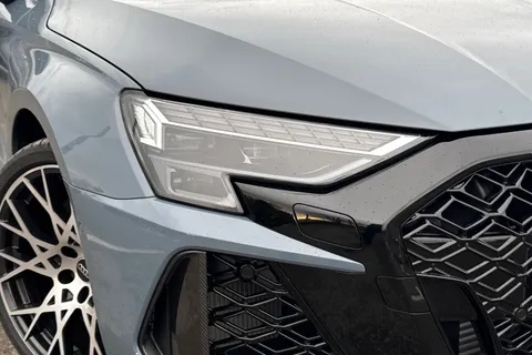  Audi RS 3 2.5 TFSI Carbon Vorsprung Sportback S Tronic quattro Euro 6 (s/s) 5dr Thumbnail #8