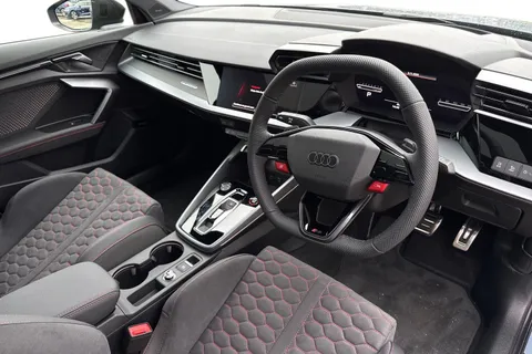  Audi RS 3 2.5 TFSI Carbon Vorsprung Sportback S Tronic quattro Euro 6 (s/s) 5dr Thumbnail #13