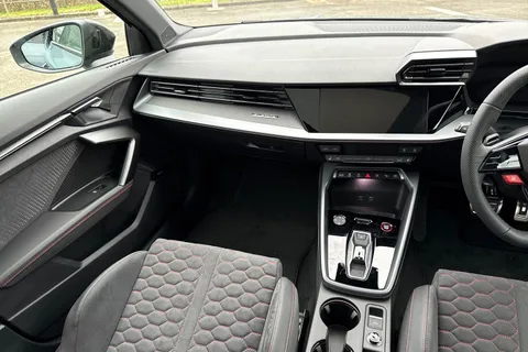  Audi RS 3 2.5 TFSI Carbon Vorsprung Sportback S Tronic quattro Euro 6 (s/s) 5dr Thumbnail #19