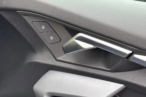 DK25VPO Audi A3 Black Edition 35 TFSI  150 PS S tronic Thumbnail #22