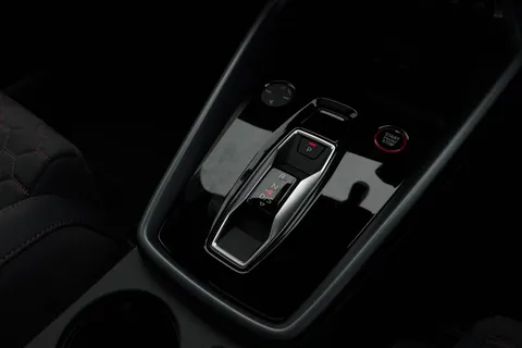  Audi RS 3 2.5 TFSI Carbon Vorsprung Sportback S Tronic quattro Euro 6 (s/s) 5dr Thumbnail #22