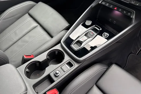 DK25VPO Audi A3 Black Edition 35 TFSI  150 PS S tronic Thumbnail #24