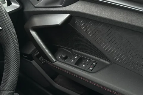  Audi RS 3 2.5 TFSI Carbon Vorsprung Sportback S Tronic quattro Euro 6 (s/s) 5dr Thumbnail #41