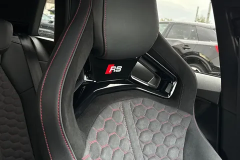  Audi RS 3 2.5 TFSI Carbon Vorsprung Sportback S Tronic quattro Euro 6 (s/s) 5dr Thumbnail #42