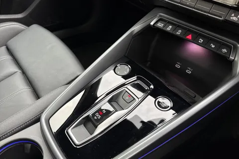 DK25VPO Audi A3 Black Edition 35 TFSI  150 PS S tronic Thumbnail #59