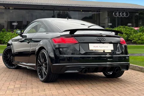 BC22HHL Audi TT Coup- Black Edition 40 TFSI 197 PS S tronic Thumbnail #3