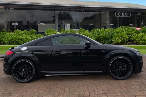 BC22HHL Audi TT Coup- Black Edition 40 TFSI 197 PS S tronic Thumbnail #4