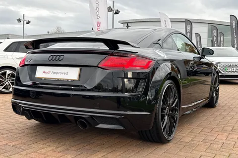 26 of 61 for Audi TT Coup- Black Edition 40 TFSI 197 PS S tronic