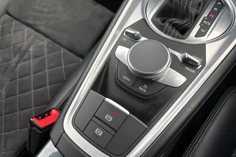 54 of 61 for Audi TT Coup- Black Edition 40 TFSI 197 PS S tronic