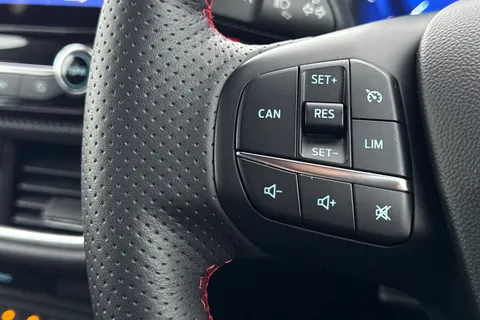 MT23VVH Ford Fiesta 1.5T EcoBoost ST-3 Euro 6 (s/s) 5dr Thumbnail #33