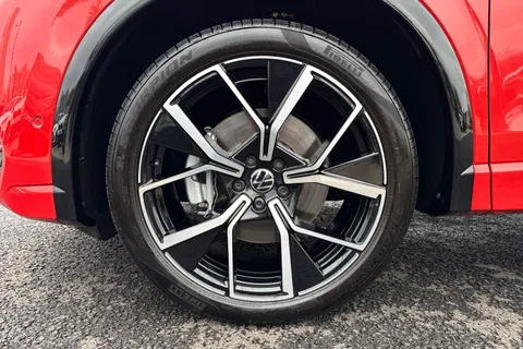 KP25RJZ Volkswagen Tiguan 2.0 TDI R-Line 5dr DSG **PAN ROOF+TOW BAR+IQ HEADLIGHTS+DRIVER ASSIST PACK* Thumbnail #24