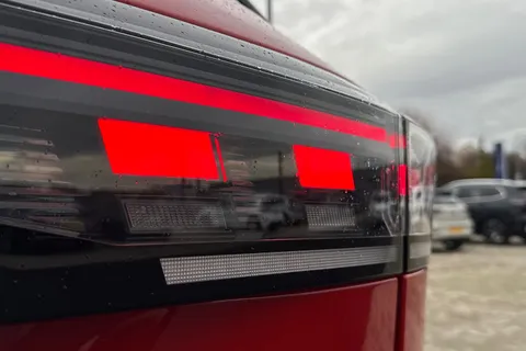 KP25RJZ Volkswagen Tiguan 2.0 TDI R-Line 5dr DSG **PAN ROOF+TOW BAR+IQ HEADLIGHTS+DRIVER ASSIST PACK* Thumbnail #31