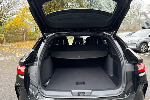 DV75CRK BYD Seal U 1.5 DM-i 18.3kWh Design CVT Auto AWD Euro 6 (s/s) 5dr Thumbnail #10