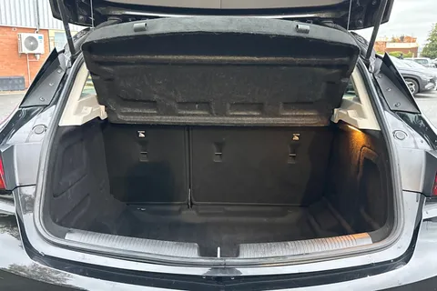 VU18YEK Vauxhall Astra 1.4i Turbo SRi Nav Euro 6 5dr Thumbnail #7
