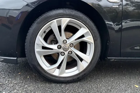 VU18YEK Vauxhall Astra 1.4i Turbo SRi Nav Euro 6 5dr Thumbnail #11