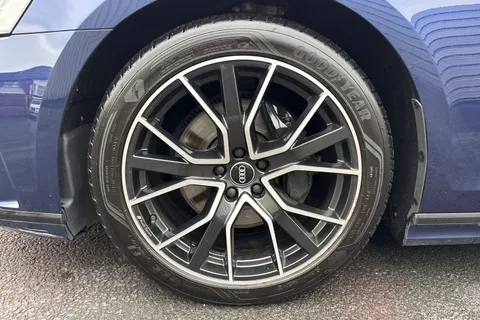 WU20FNY Audi A8 3.0 TDI V6 50 Black Edition Tiptronic quattro Euro 6 (s/s) 4dr Thumbnail #8