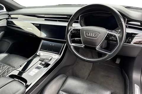 WU20FNY Audi A8 3.0 TDI V6 50 Black Edition Tiptronic quattro Euro 6 (s/s) 4dr Thumbnail #14