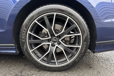 WU20FNY Audi A8 3.0 TDI V6 50 Black Edition Tiptronic quattro Euro 6 (s/s) 4dr Thumbnail #23