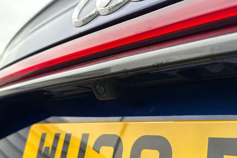 WU20FNY Audi A8 3.0 TDI V6 50 Black Edition Tiptronic quattro Euro 6 (s/s) 4dr Thumbnail #36