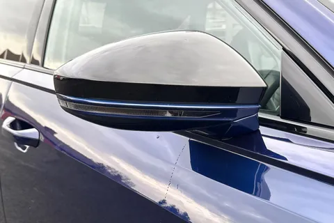 WU20FNY Audi A8 3.0 TDI V6 50 Black Edition Tiptronic quattro Euro 6 (s/s) 4dr Thumbnail #39