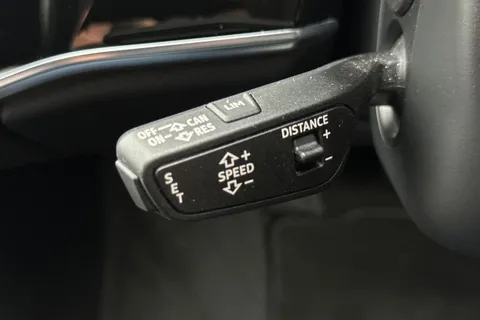 WU20FNY Audi A8 3.0 TDI V6 50 Black Edition Tiptronic quattro Euro 6 (s/s) 4dr Thumbnail #45