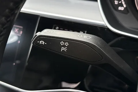 WU20FNY Audi A8 3.0 TDI V6 50 Black Edition Tiptronic quattro Euro 6 (s/s) 4dr Thumbnail #46