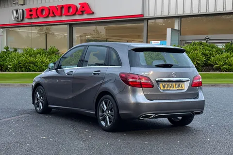 WO68DMX Mercedes-Benz B Class B180 Exclusive Edition Plus 5dr Auto Thumbnail #3