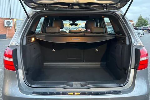 WO68DMX Mercedes-Benz B Class B180 Exclusive Edition Plus 5dr Auto Thumbnail #10