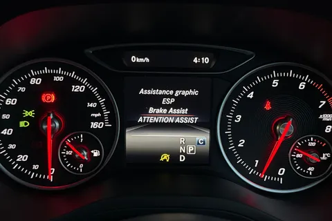 WO68DMX Mercedes-Benz B Class B180 Exclusive Edition Plus 5dr Auto Thumbnail #34