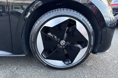 DC25NJE Volkswagen ID.3 150kW Match Pro S 77kWh 5dr Auto | Panoramic Glass Roof  | Ambient Lighting Thumbnail #10