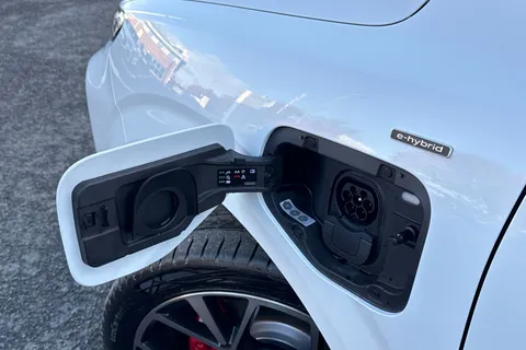 Audi Q3 1.5 e-hybrid Launch Edition S Tronic Euro 6 (s/s) 5dr 26kWh Thumbnail #34