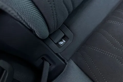 Audi Q3 1.5 e-hybrid Launch Edition S Tronic Euro 6 (s/s) 5dr 26kWh Thumbnail #38