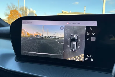 Audi Q3 1.5 e-hybrid Launch Edition S Tronic Euro 6 (s/s) 5dr 26kWh Thumbnail #58