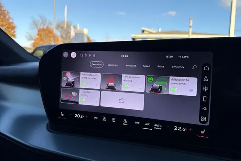 Audi Q3 1.5 e-hybrid Launch Edition S Tronic Euro 6 (s/s) 5dr 26kWh Thumbnail #60