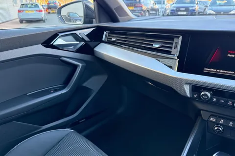  Audi A1 1.0 TFSI 30 Black Edition Sportback S Tronic Euro 6 (s/s) 5dr Thumbnail #20