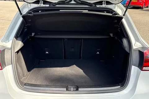 PO69NWE Mercedes-Benz A Class 2.0 A35 AMG (Premium Plus) Hatchback 5dr Petrol SpdS DCT 4MATIC Euro 6 (s/s) (306 ps) Thumbnail #11