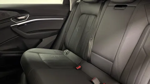 7 of 10 for Audi e-tron 50 Technik Auto quattro 5dr 71.2kWh (11kW Charger)