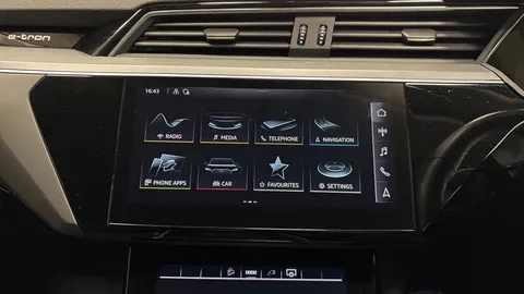 8 of 10 for Audi e-tron 50 Technik Auto quattro 5dr 71.2kWh (11kW Charger)