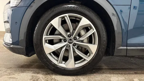 10 of 10 for Audi e-tron 50 Technik Auto quattro 5dr 71.2kWh (11kW Charger)