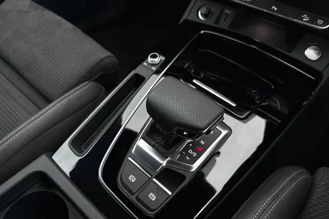 SE73OFP Audi Q5 Black Edition 45 TFSI quattro 265 PS S tronic Thumbnail #24