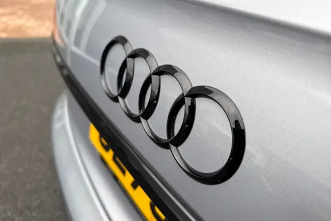 SE73OFP Audi Q5 Black Edition 45 TFSI quattro 265 PS S tronic Thumbnail #35